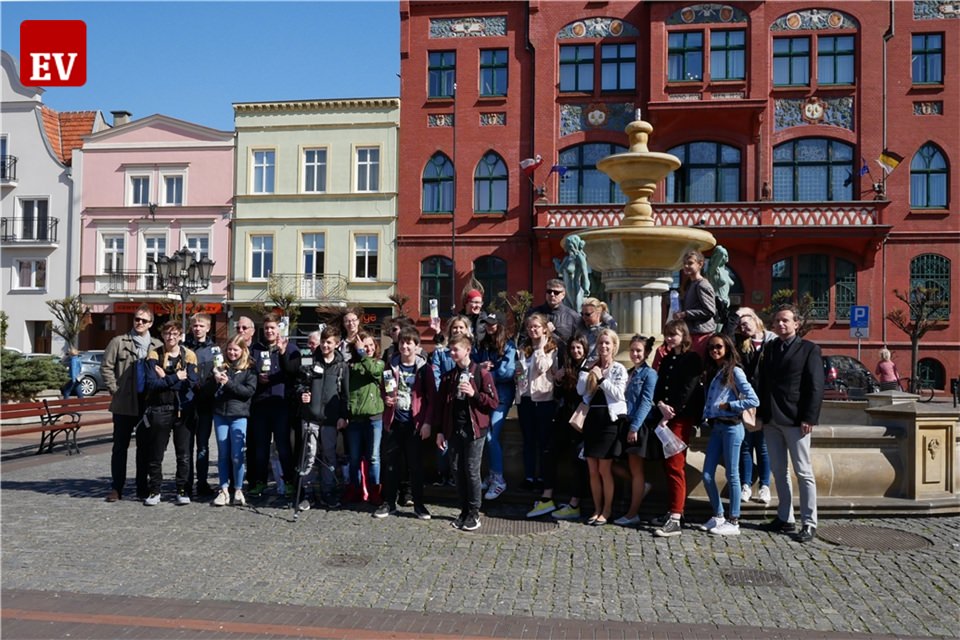 am brunnen vor dem rathaus in chojnice